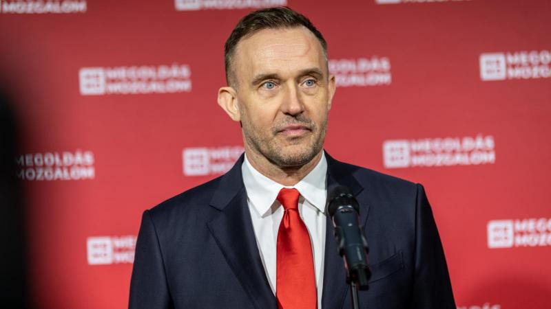 A Gattyán-féle Docler Holding 200 munkatársának elküldéséről döntött, mivel a vállalat mesterséges intelligenciát alkalmaz a feladatok ellátására. A technológiai fejlődés következtében a digitális megoldások egyre inkább felváltják a hagyományos munkakörö