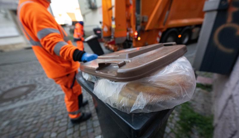 Új szabályok léptek érvénybe a hulladékkezelés terén: ha nem vigyázol, és bizonyos dolgokat a kukába dobsz, pénzbírságra számíthatsz!