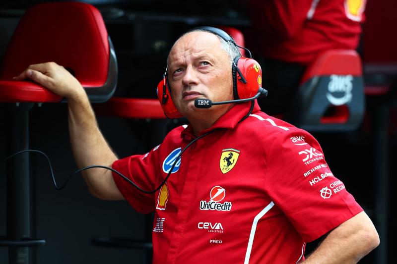 A Ferrari csapatfőnöke távozhat a posztjáról, ami nemcsak a Scuderia jövőjére lehet hatással, hanem Lewis Hamilton és Max Verstappen karrierjét is befolyásolhatja.